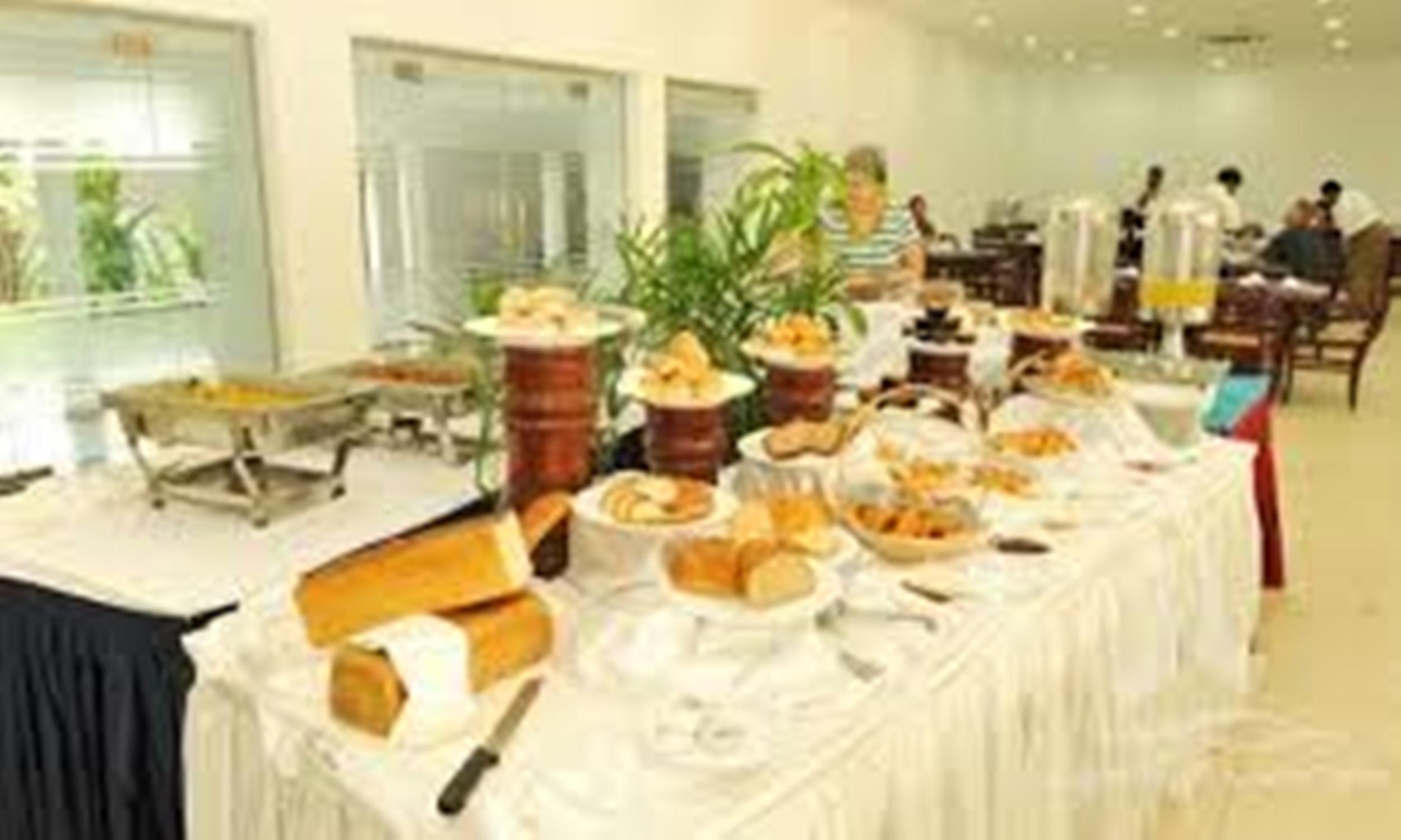 Catamaran Beach Hotel Negombo Dış mekan fotoğraf