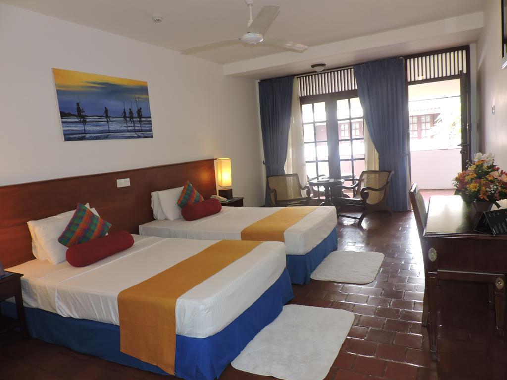 Catamaran Beach Hotel Negombo Dış mekan fotoğraf