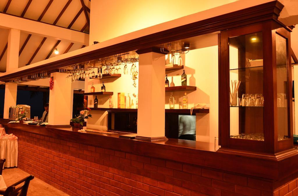 Catamaran Beach Hotel Negombo Dış mekan fotoğraf